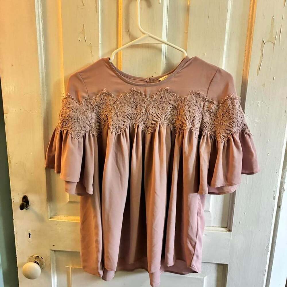 Lucky Brand Pink Lace Trim Bell Sleeve Blouse
